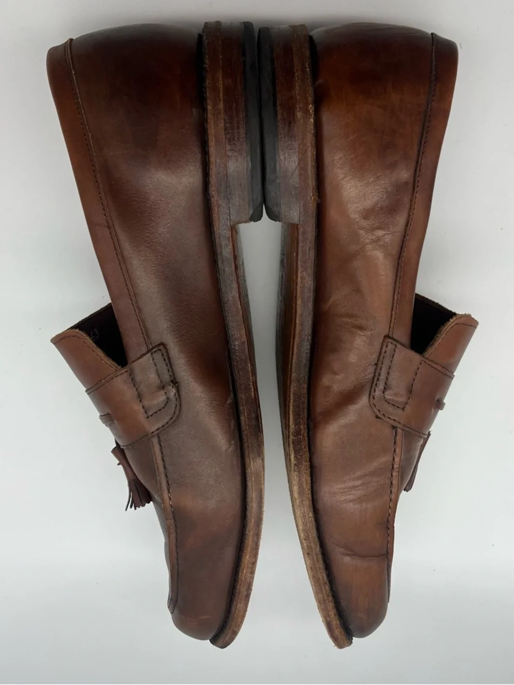 Allen Edmonds Hyde street Loafers - Picture 8 of 15